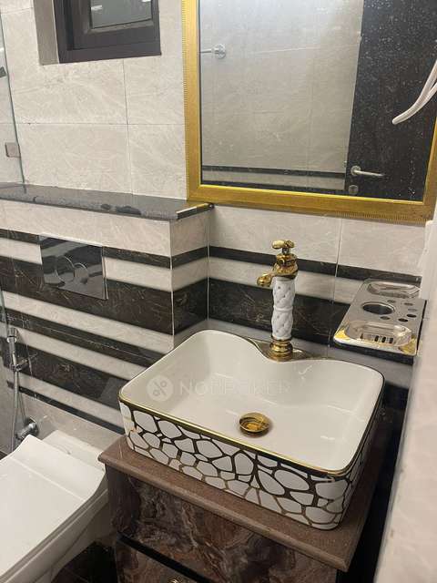 3 BHK Flat In Uppal Southend For Sale  In Sector 49