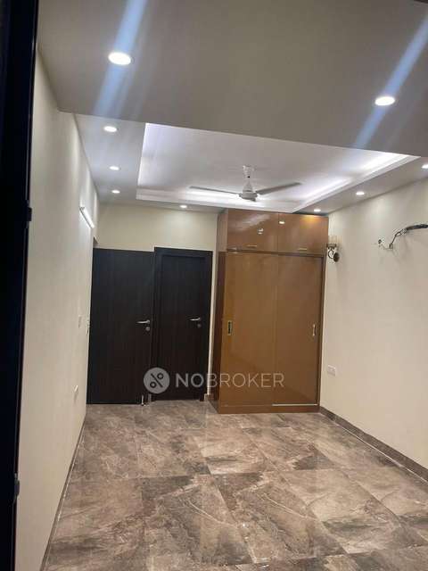 3 BHK Flat In Uppal Southend For Sale  In Sector 49