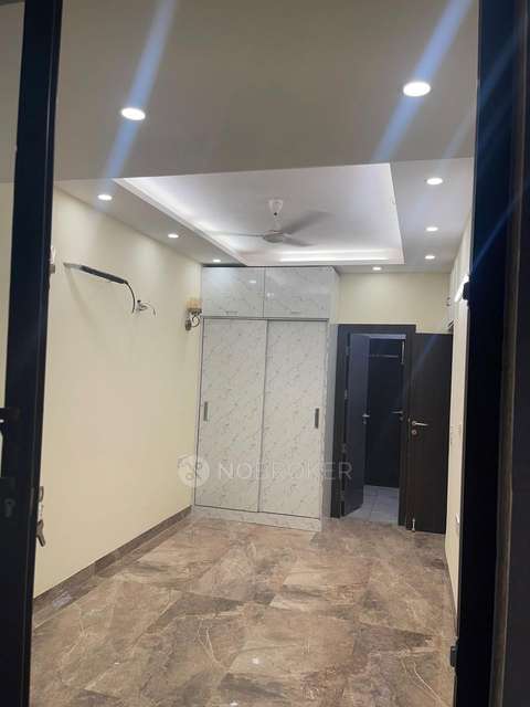 3 BHK Flat In Uppal Southend For Sale  In Sector 49