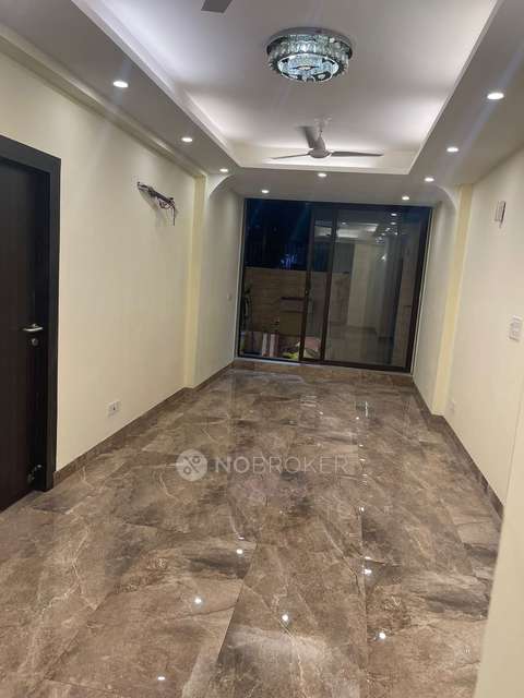 3 BHK Flat In Uppal Southend For Sale  In Sector 49