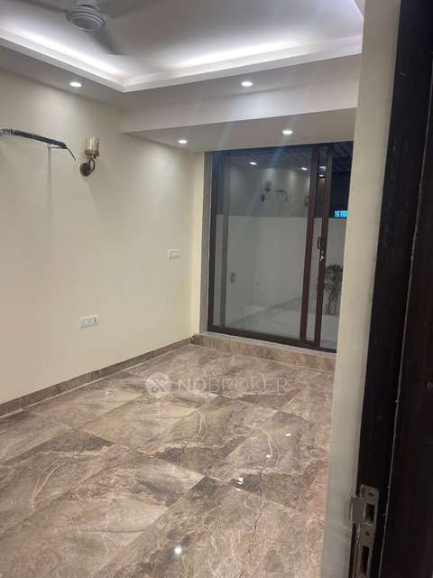 3 BHK Flat In Uppal Southend For Sale  In Sector 49