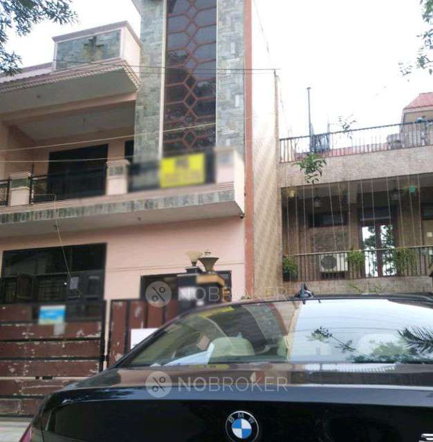 PG for Boys in Alpha 1