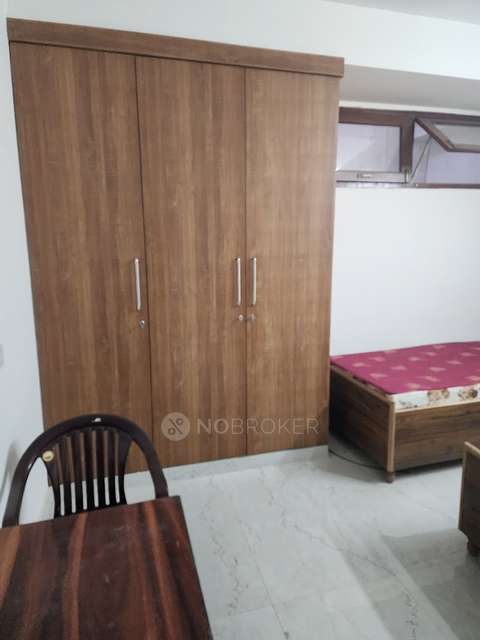 PG for Boys in Sector 38