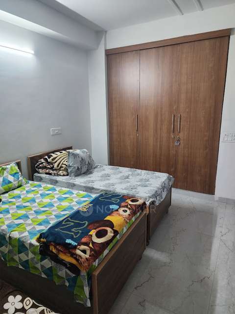 PG for Boys in Sector 38