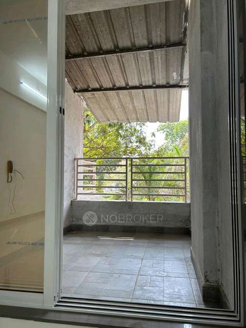 1 BHK Flat In Square One For Sale  In Kansai