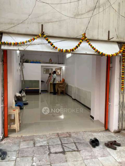 Shop in Chakala Metro Station, Mumbai for sale 