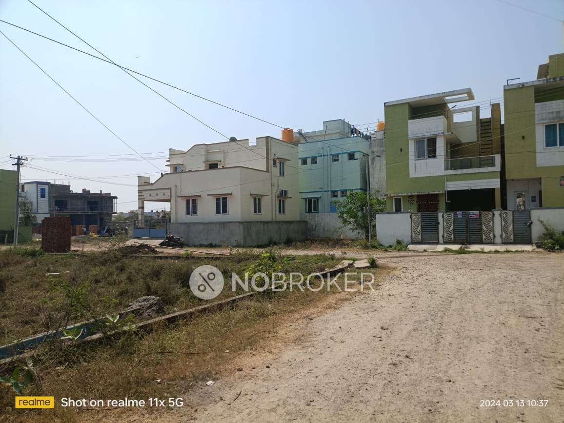 Plot For Sale  In Mudichur