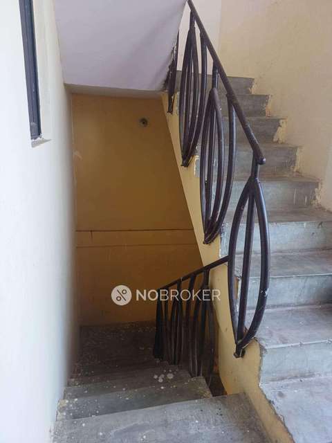 4+ BHK Flat For Sale  In Dabua 