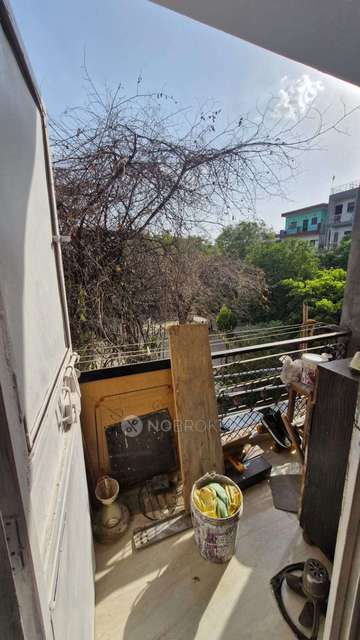 1 BHK Flat In Dda Mig Flats For Sale  In  Rohini