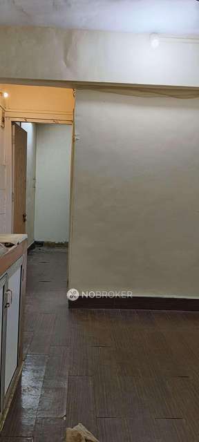 1 RK Flat In Paiwar Chs For Sale  In Santacruz West