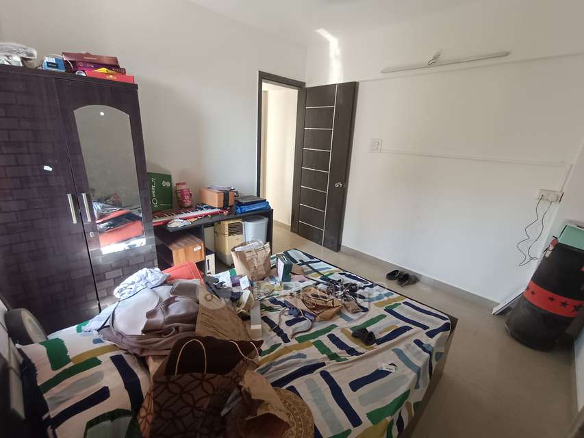 2 BHK Flat In Paras Basera For Sale  In Paras Basera