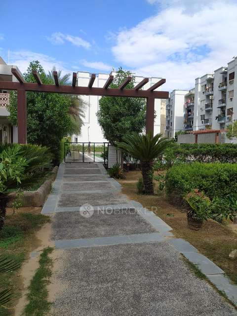 4 BHK Flat In Sare Homes For Sale  In  Sector 92