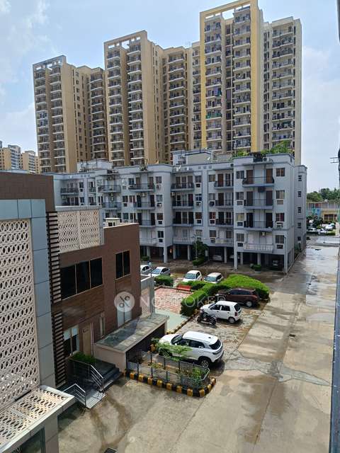 4 BHK Flat In Sare Homes For Sale  In  Sector 92