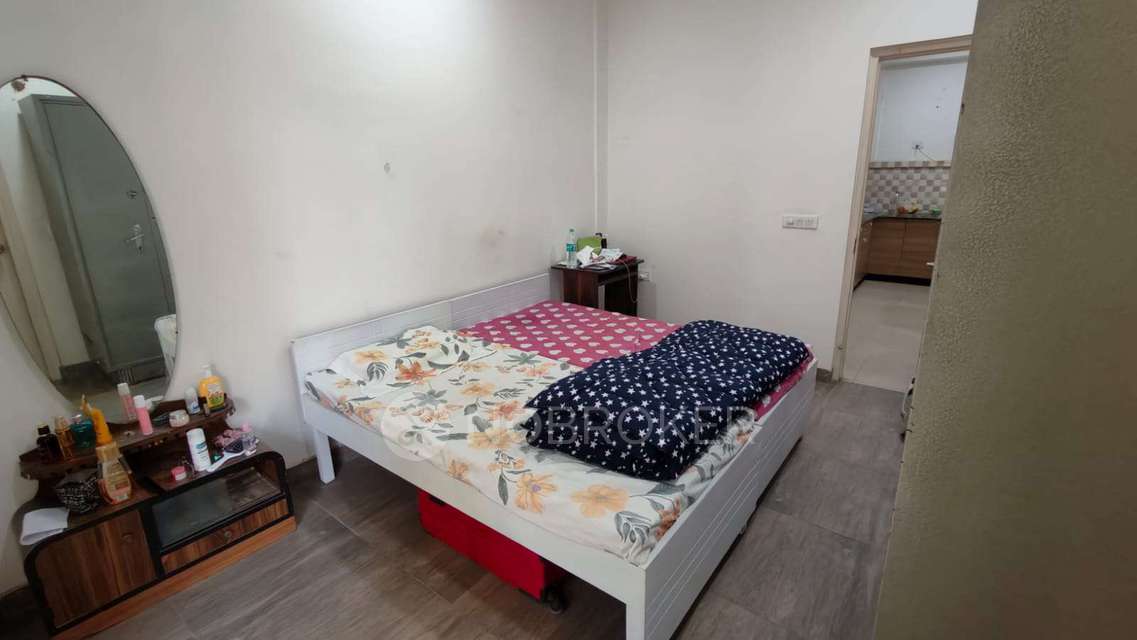 PG for Anyone in Gaur City 2