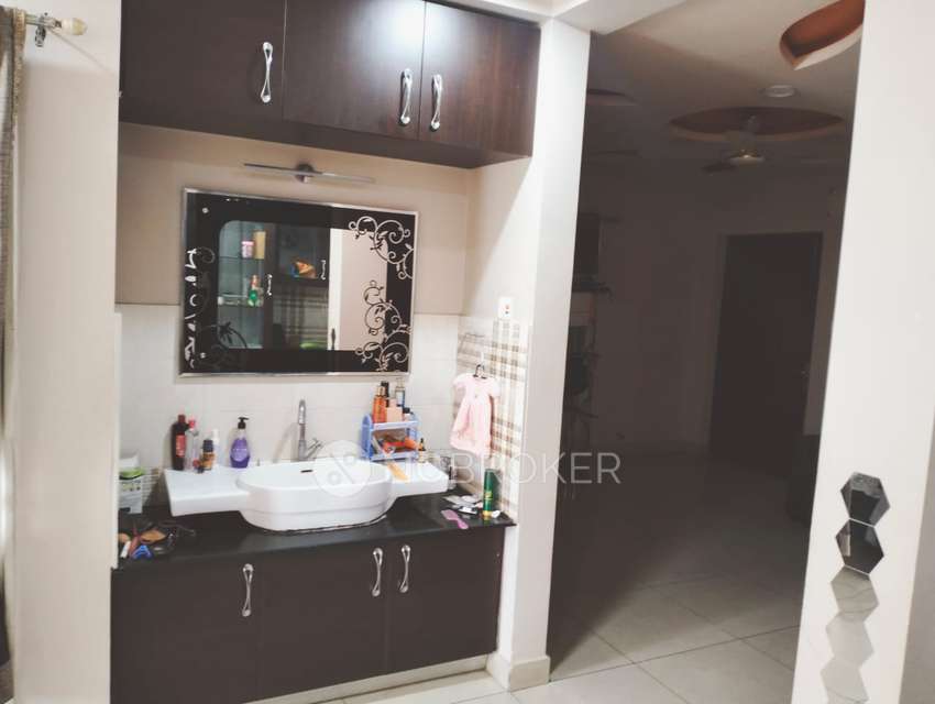 2 BHK Flat In Aparna Hillpark Avenues For Sale  In Chanda Nagar