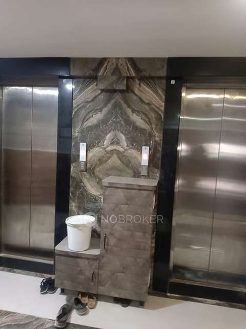 1 BHK Flat In The Baya Victoria For Sale  In Byculla West