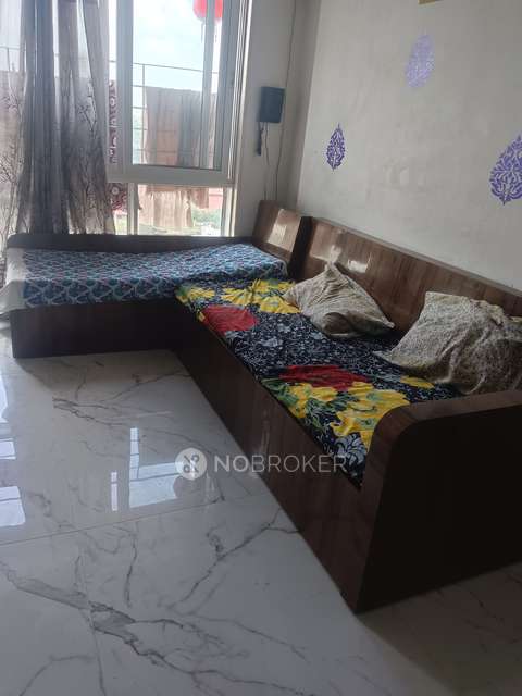 1 BHK Flat In The Baya Victoria For Sale  In Byculla West