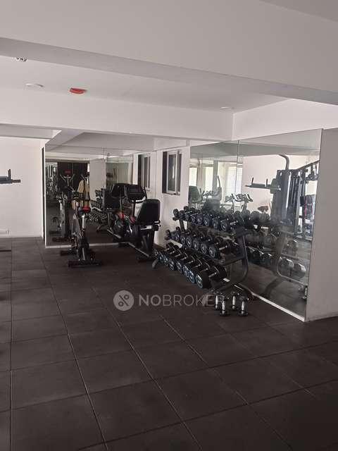 1 BHK Flat In The Baya Victoria For Sale  In Byculla West