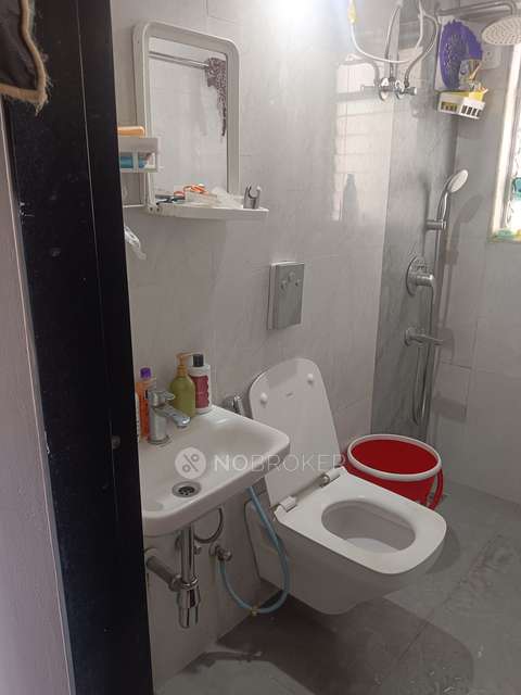 1 BHK Flat In The Baya Victoria For Sale  In Byculla West