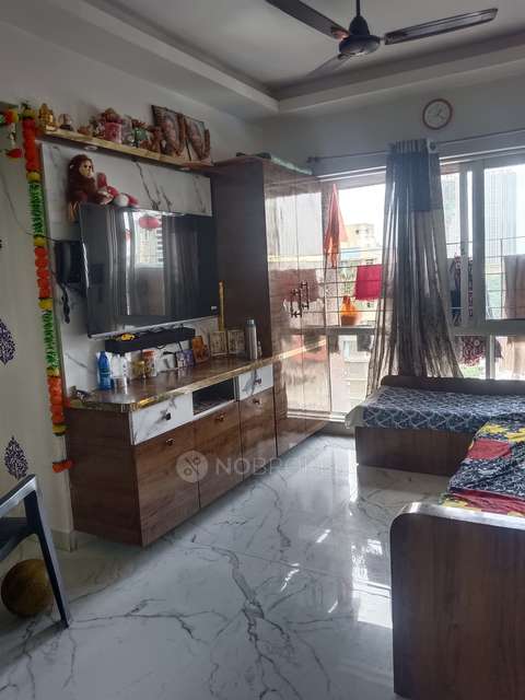 1 BHK Flat In The Baya Victoria For Sale  In Byculla West
