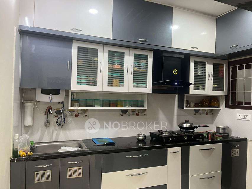 2 BHK Flat In Maple Creek For Sale  In Hafeezpet