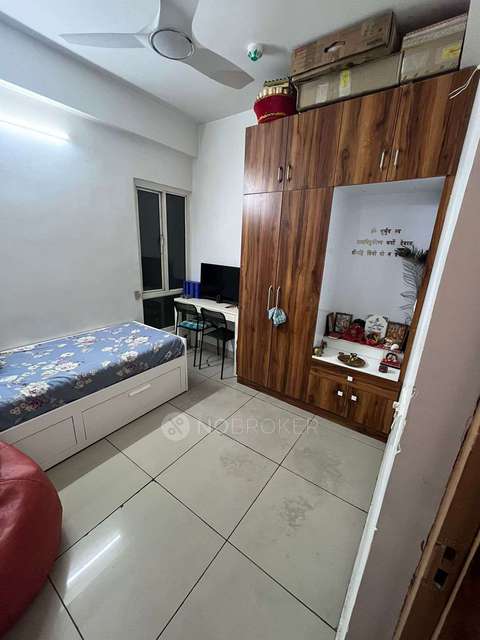 2 BHK Flat In Panchsheel Hynish For Sale  In Panchsheel Hynish