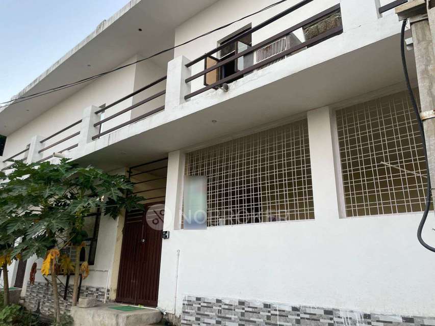 PG for Girls in Budhera