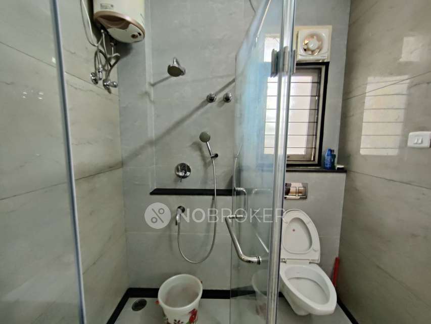 4 BHK Flat In Ramaniyam Ocean Creast For Sale  In Santhome