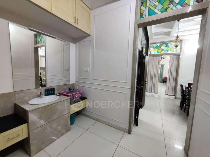 4 BHK Flat In Ramaniyam Ocean Creast For Sale  In Santhome