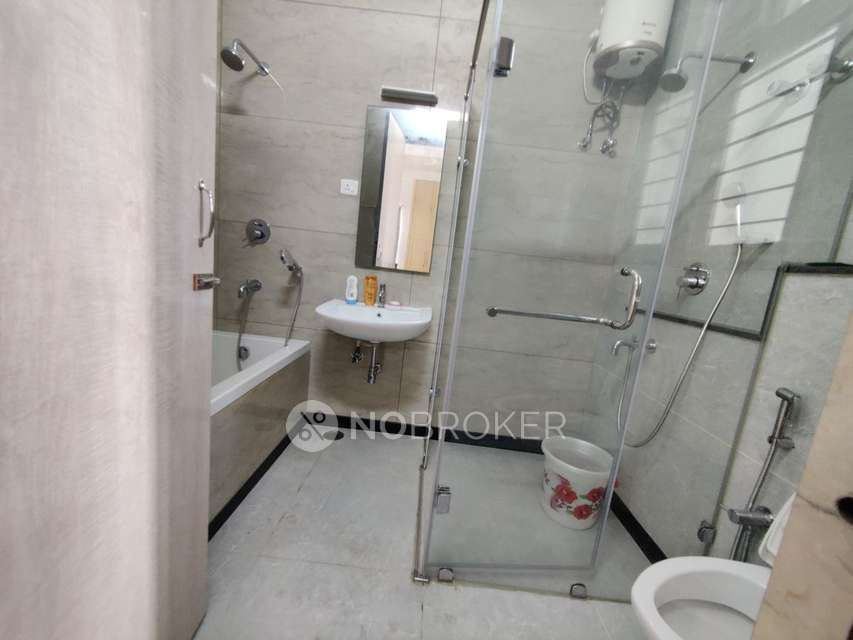 4 BHK Flat In Ramaniyam Ocean Creast For Sale  In Santhome