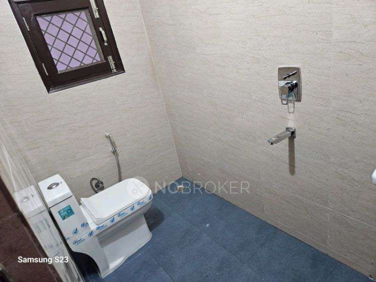 2 BHK House For Sale  In G7p6+7hw, Guru Ravidas Marg, Govindpuri, New Delhi, Delhi 110019, India