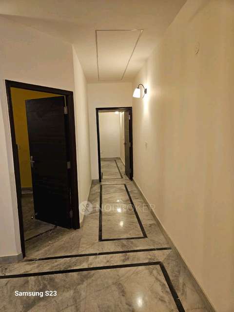 2 BHK House For Sale  In G7p6+7hw, Guru Ravidas Marg, Govindpuri, New Delhi, Delhi 110019, India