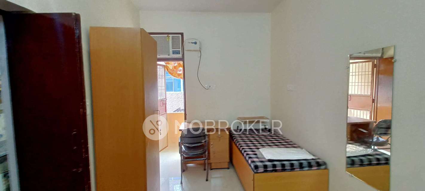 PG for Girls in Block B