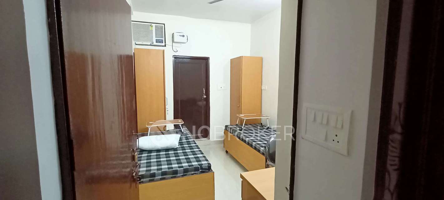 PG for Girls in Block B