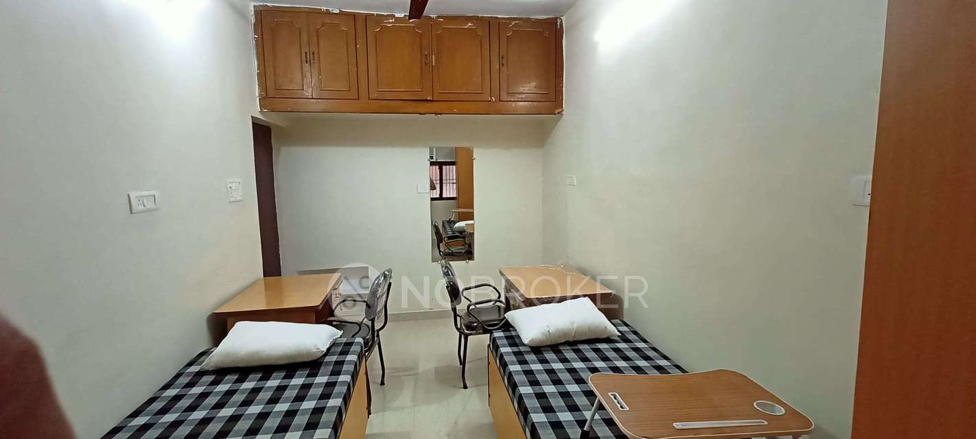 PG for Girls in Block B