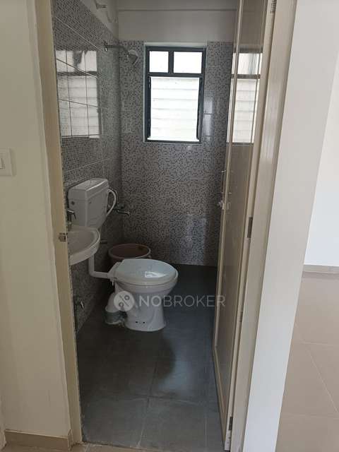 2 BHK Flat In Peninsula Address One Phase 2, Pune For Sale  In Gahunje