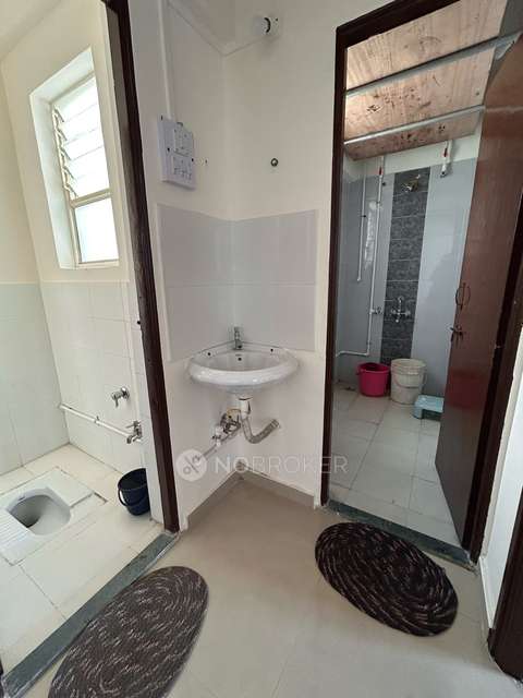 Shared Room for Female In 1 BHK  In Saiganga Society Building A Undri Chowk Pune In Handewadi