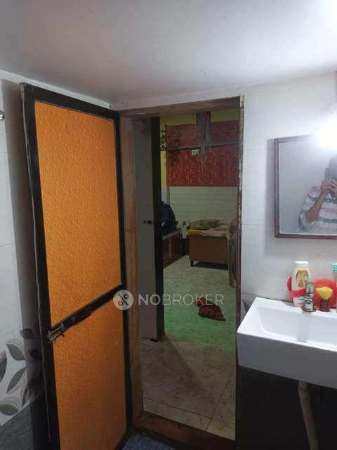 1 BHK Flat In Vaijanthi  Smurhty  For Sale  In  Thane,