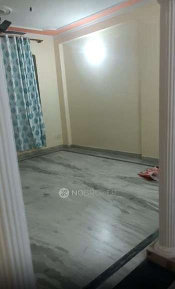 Single Room for Female In 3 BHK  In Delta I