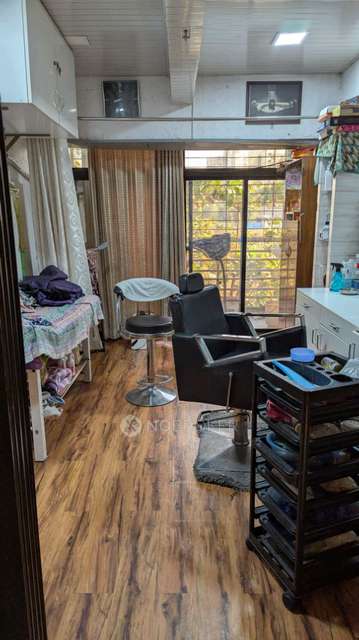 2 BHK Flat In Neelkanth Tower For Sale  In  Mira Road East,