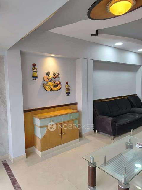 3 BHK Flat In Shivalay Tower For Sale  In Kandivali East