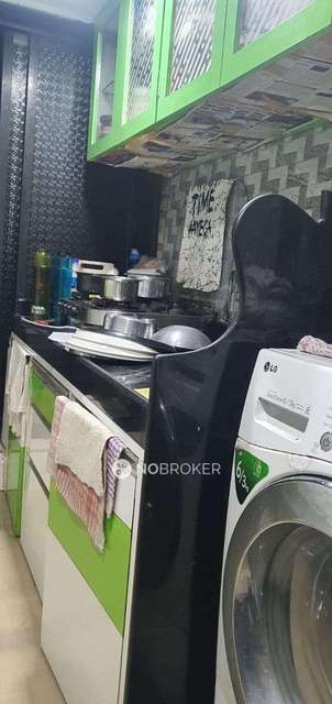 1 RK Flat In Siddhivinayak Apartments For Sale  In Jacob Circle