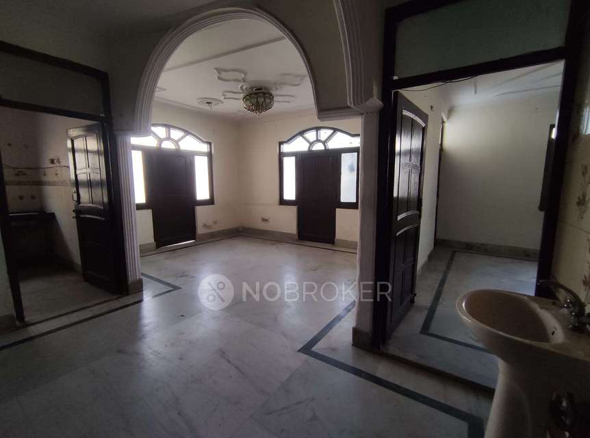 2 BHK Flat For Sale  In Anarkali Colony South