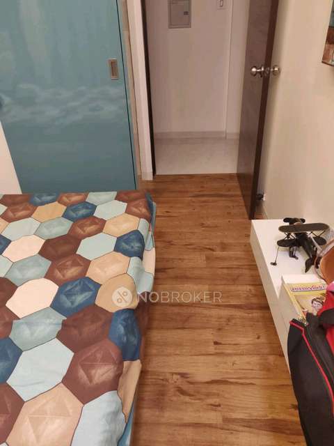 2 BHK Flat In Sai Krupa Skylon Spaces For Sale  In Kandivali West