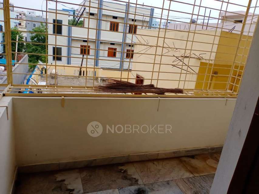 2 BHK Flat In Neelakanta Residency For Sale  In Peerzadiguda
