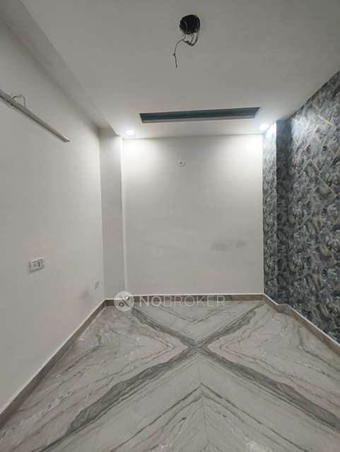 3 BHK Flat In Ashirwad Society For Sale  In Uttam Nagar