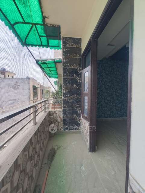 3 BHK Flat In Ashirwad Society For Sale  In Uttam Nagar