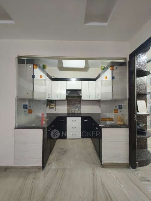 3 BHK Flat In Ashirwad Society For Sale  In Uttam Nagar