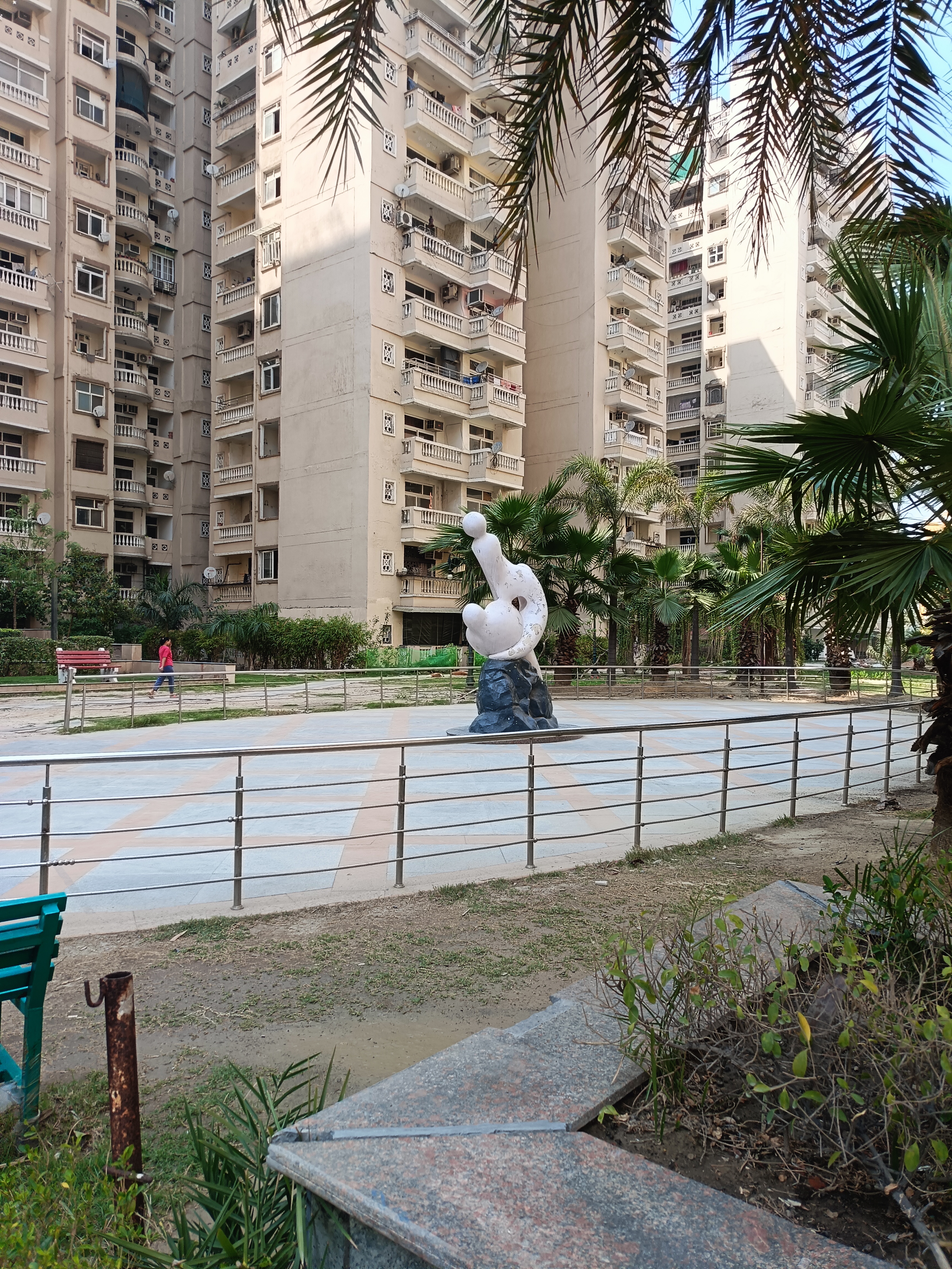 Amrapali Silicon City