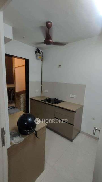 1 BHK Flat In Hiranandani Solitaire For Sale  In Thane West